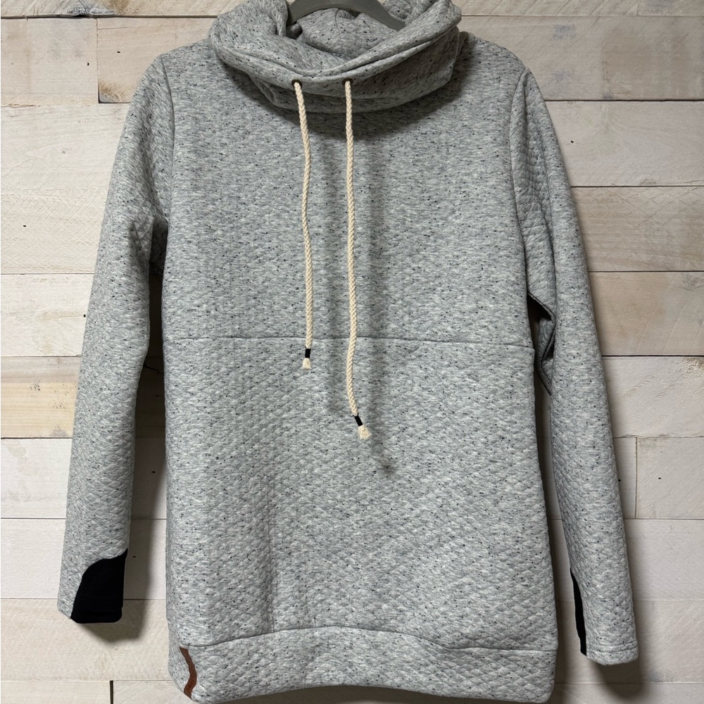 Cozy Gray ampersand Ave Women's Sweater